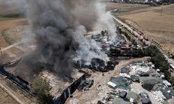 Ankara'da yatak fabrikasında yangın çıktı