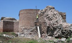 Tarihi İznik surları restorasyonundaki buluntular İznik Müze Müdürlüğüne teslim edildi