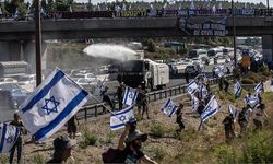 İsrail'de tartışmalı yargı tasarısının Meclisteki ilk oylamada kabulüyle protestolar patlak verdi