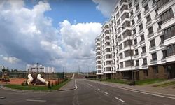 Ruslar, işgal altındaki Mariupol'de ucuz daireler arıyor