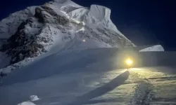 K2 dağcıları, dünya rekorunu kırmak İçin ölümcül rehberin üstünden geçtiklerine ilişkin iddiaları reddediyor