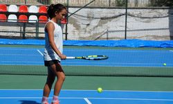 ANALİG tenis yarı final müsabakaları, Manisa'da başladı