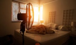 Uzmanlara göre sıcakta uyumanın 10 adımı