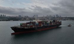 "Joseph Schulte" adlı gemi İstanbul Boğazı'ndan geçti