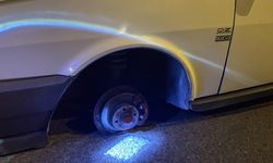 Bolu'da otomobilden kopan lastiğin çarptığı motosiklet sürücüsü yaralandı