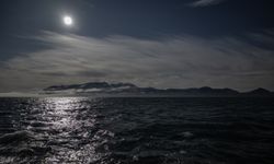 Türk Deniz Kuvvetleri ve Meteoroloji Genel Müdürlüğü Kuzey Kutbu'ndaki bilimsel çalışmalara katıldı