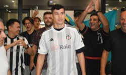 Bakhtiyor Zaynutdinov, Beşiktaş için İstanbul'a geldi