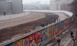 Tarihte Bugün: Berlin bölündü