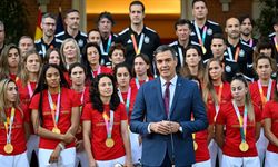 İspanya'da kadın milli futbolculara üstün liyakat nişanı verilecek