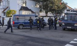 Danimarka'da Türk Büyükelçiliği önünde Kur'an-ı Kerim'e saldırı