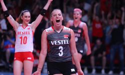 Milli voleybolcu Cansu Özbay'dan Azerbaycan maçı değerlendirmesi