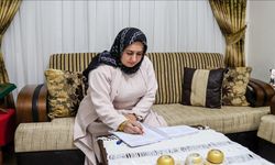 "Nerede Kalmıştık" projesiyle liseyi bitiren 5 çocuk annesi üniversiteyi kazandı