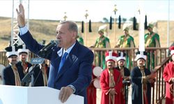Cumhurbaşkanı Erdoğan: Ecdadın zaferlerini şeref madalyası olarak göğsümüzde iftiharla taşıyoruz