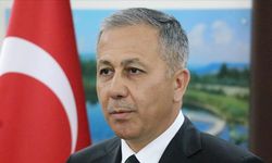 İçişleri Bakanı Yerlikaya 19 göçmen kaçakçılığı organizatörünün yakalandığını açıkladı
