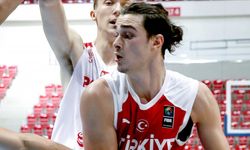 Fenerbahçe, genç basketbolcu Yiğit Hamza Mestoğlu'nu kadrosuna kattı