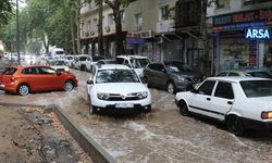 Adana'da sağanak etkili oldu