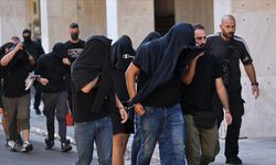 Yunanistan'da bir kişinin öldüğü kavgaya karıştıkları iddiasıyla 105 taraftar tutuklu yargılanacak