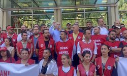 İzmir'de belediye iştiraki iki şirketin çalışanlarından 1 günlük iş bırakma eylemi
