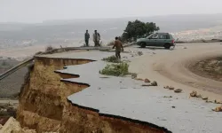 Libya'yı saran sel felaketi sonucunda binlerce insanın hayatını kaybettiği korkusuyla karşı karşıya