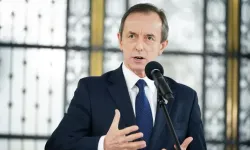 Polonya: Hükümet vize skandalı için artan nakit nedeniyle baskı altında