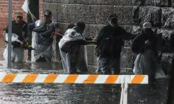New York Şehri: Ani sel suları nedeniyle olağanüstü hal ilan edildi