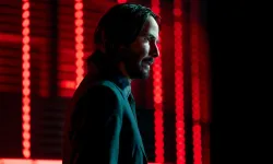 "John Wick" yönetmeni Keanu Reeves'in hala projede olduğunu garanti ediyor