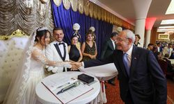 CHP Genel Başkanı Kılıçdaroğlu, Beylikdüzü'nde düğüne katıldı
