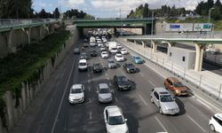 İstanbul'un bazı bölgelerinde trafik yoğunluğu yaşandı