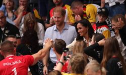 Prens Harry ve eşi Meghan Markle Almanya'da düzenlenen Invictus Games'e katıldı