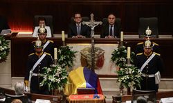 Kolombiyalı ünlü ressam ve heykeltıraş Botero'nun cenazesi veda için ülkesine getirildi