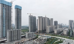 Evergrande: Endişeli Çin ev alıcıları krizden sarsılıyor