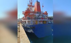 İzmir Aliağa Limanı'nda 51 ton kaçak akaryakıt ele geçirildi