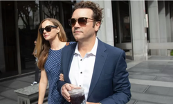 Danny Masterson iki tecavüzden dolayı 30 yıl hapis cezasına çarptırıldı