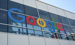 Google, yapay zekayla bağlamından koparılmış siyasi içerikli reklamlara açıklama şartı getiriyor