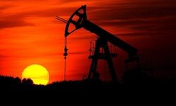 ABD'nin ticari ham petrol stokları azaldı