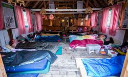 Karadağ'daki "uzun yatma" yarışması 14 gündür sürüyor