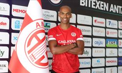 Antalyaspor'dan trafik kazasında yaralanan futbolcu Naldo'nun ailesine ilişkin açıklama