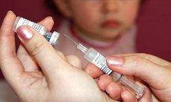Yeşil Sol Parti'li Gergerlioğlu, Sağlık Bakanlığına "bozuk kızamık aşı zinciri" iddiasını sordu