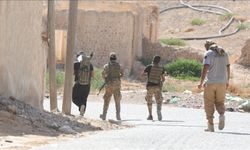 Deyrizor'da Arap aşiretleri ile terör örgütü PKK/YPG arasındaki çatışmalar sürüyor