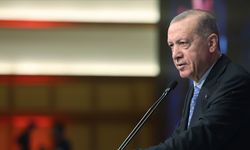 Cumhurbaşkanı Erdoğan: Sayın Biden ile bir görüşmemiz ayak üstü de olsa oldu. Orada F-16 konusunu da görüştük