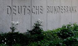 Bundesbank: Alman ekonomisi 3'üncü çeyrekte küçülecek