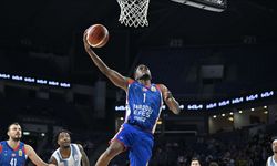 Anadolu Efes, Onvo Büyükçekmece Basketbol'u 89-78 mağlup etti