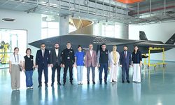 Bakan Uraloğlu, Özdemir Bayraktar Milli Teknoloji Merkezi'ni ziyaret etti