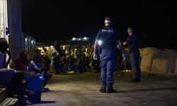 Düzensiz göç akınına uğrayan Lampedusa Adası'nda acil durum ilan edildi