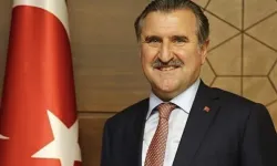 Bakan Bak, Avrupa Şampiyonası'nda madalya kazanan para masa tenisçileri kutladı