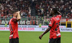 Milan, Lazio'yu ikinci yarıda bulduğu gollerle 2-0 yendi