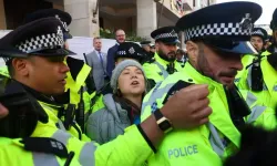 Greta Thunberg, Fosilsiz Londra protestosunun ardından suçlandı