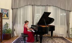 Viyana'da, Türkiye Cumhuriyeti'nin 100. yılı kutlamaları kapsamında piyanist Taner konser verdi