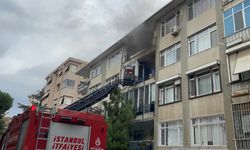 Kadıköy'deki binada çıkan yangın söndürüldü