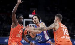 Anadolu Efes, İspanya temsilcisi Valencia Basket'i 77-73 yendi